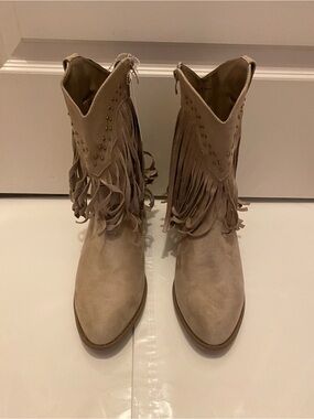 Fringe Suede Ankle Boots - Taupe